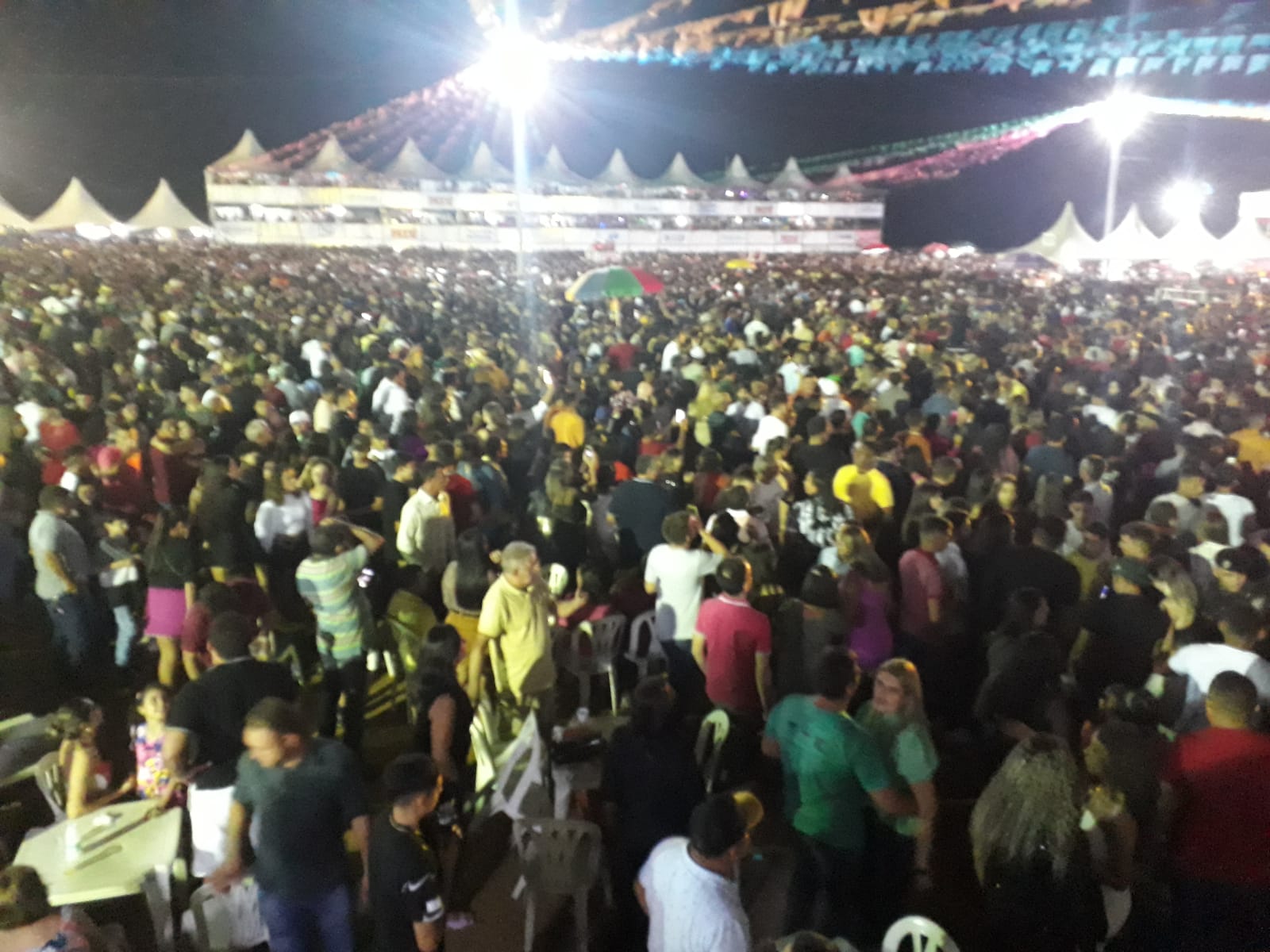 Vídeos e fotos: Épico, Arraial do Coco de Sousa reune o maior público da história da cidade