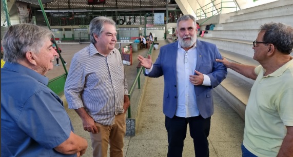 Secretário de Esportes Lindolfo Pires se reúne com presidente da Confederação Brasileira de Handebol