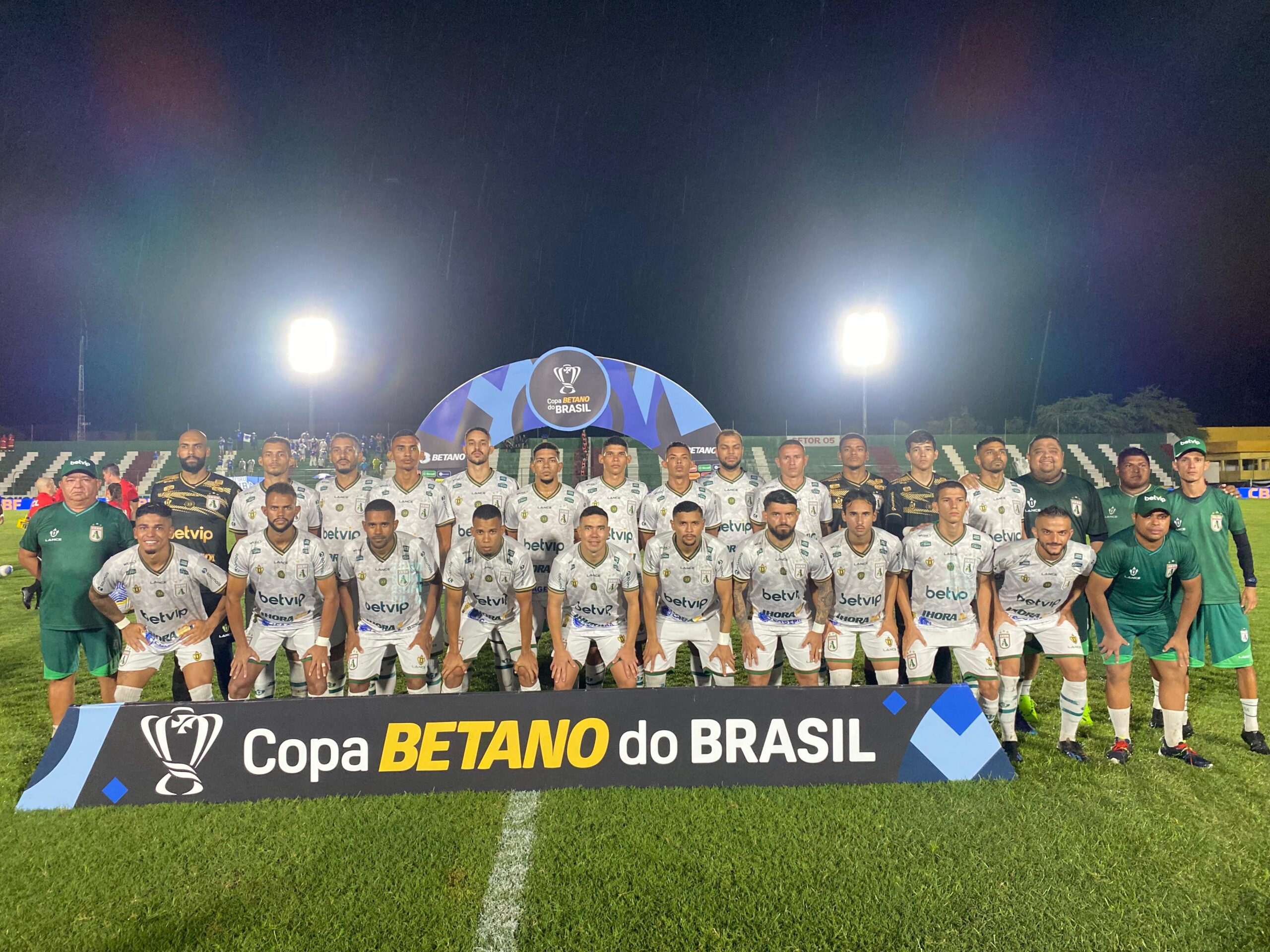 Histórico e heroico: Sousa vence e desbanca o Cruzeiro o rei da Copa do Brasil. Aldeone desabafa: “Sou caboclo do Sertão”