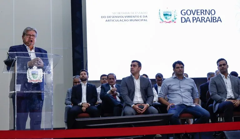 João e deputados