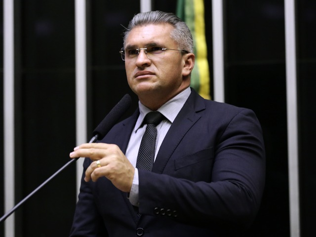 Julian Lemos