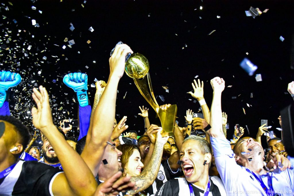 Treze campeão