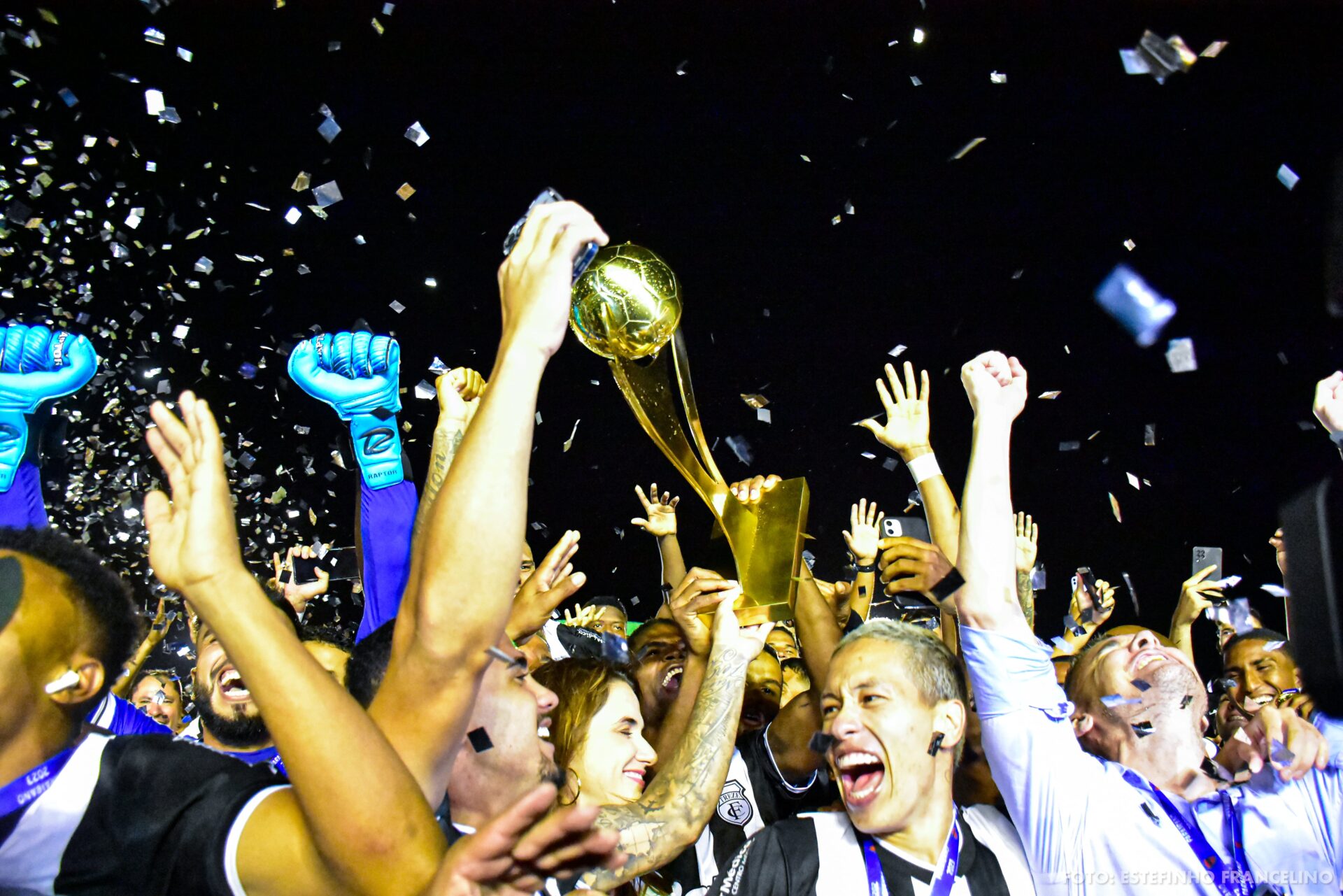Treze campeão