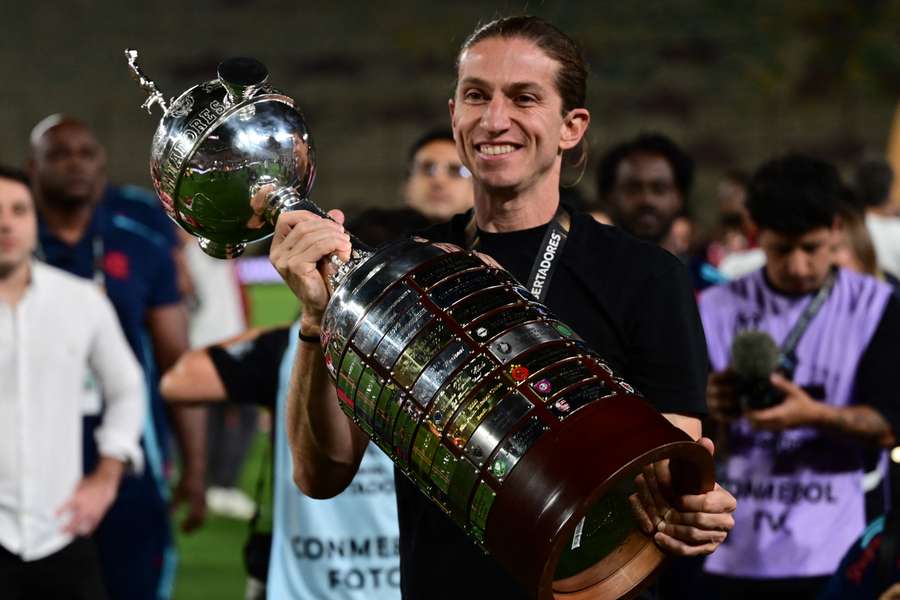 Felipe Luiz campeão
