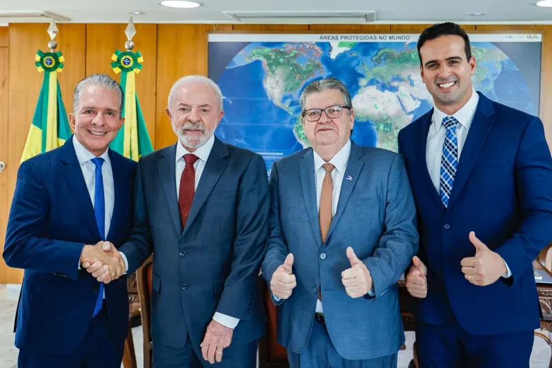 Lula e João e Licas