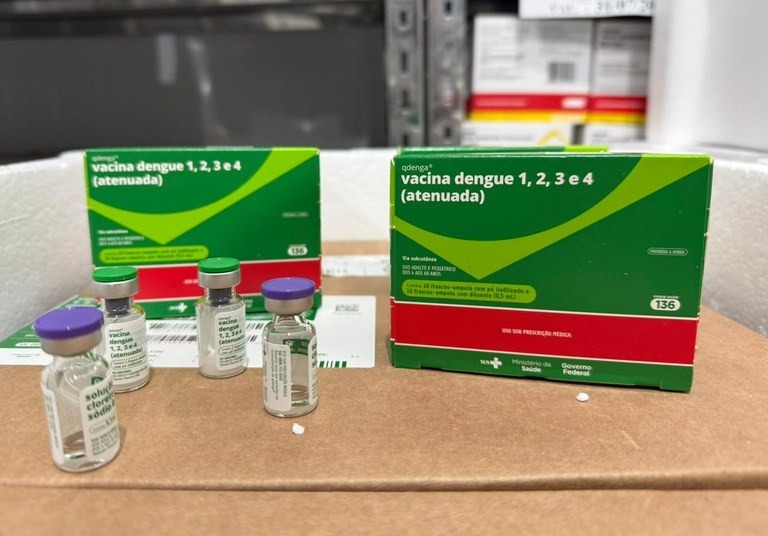 Vacina dengue PB