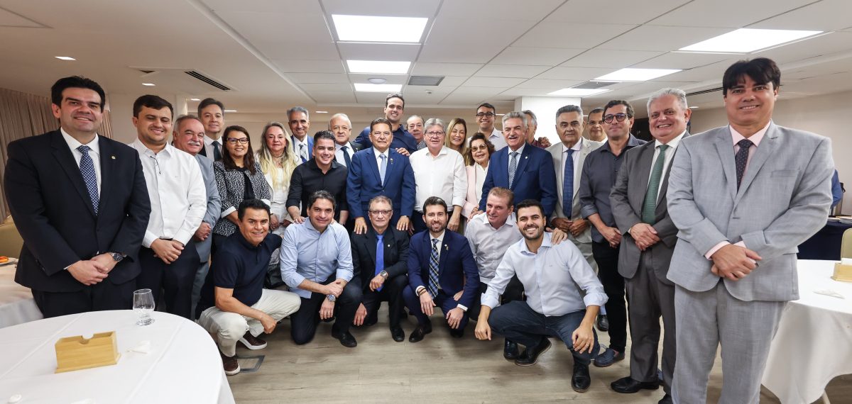 João e deputados