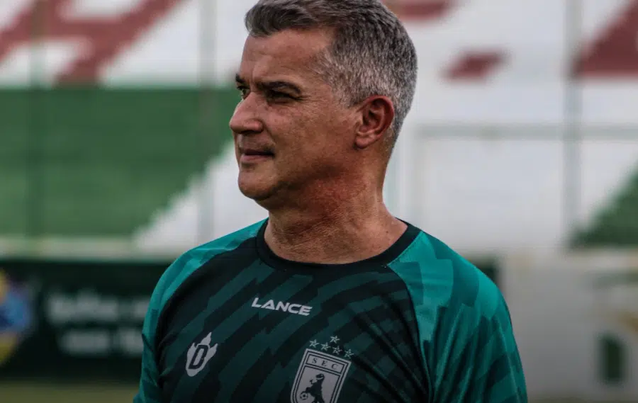 Treinador Telles
