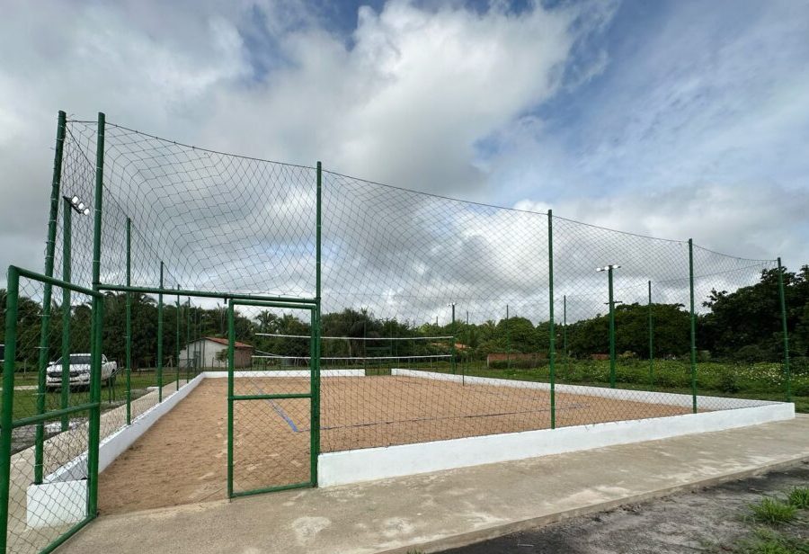 Quadra areia