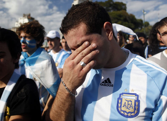 Argentino chorando