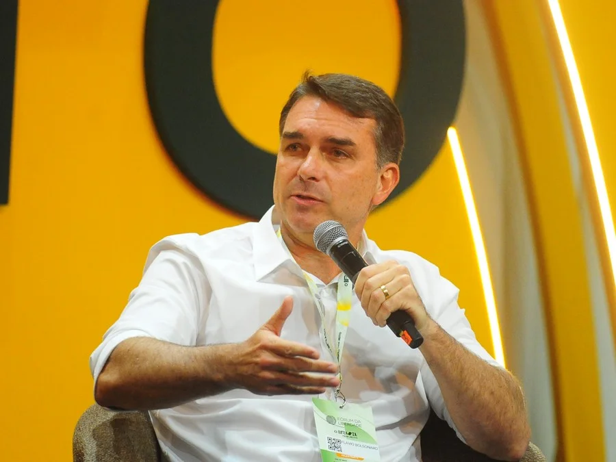 Flavio desiste