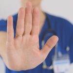 Agressão médicos